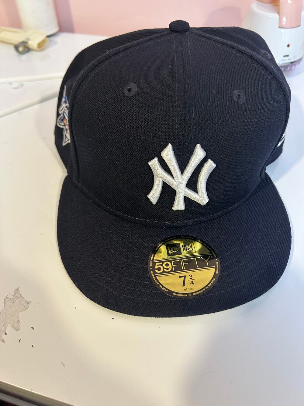 New Era Yankees Hat *Size 7 3/4*